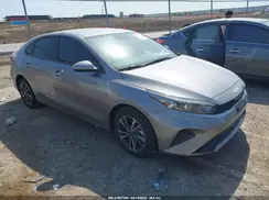 3KPF24AD3RE823572 2024 KIA FORTE