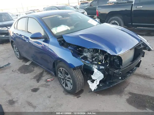3KPF24AD3RE825399 2024 KIA FORTE - Image 1