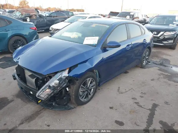 3KPF24AD3RE825399 2024 KIA FORTE - Image 2