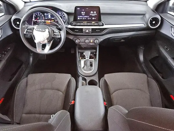 3KPF24AD3RE828318 2024 KIA FORTE - Image 8