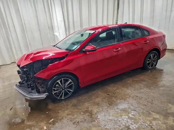 3KPF24AD3RE828951 2024 KIA FORTE - Image 1