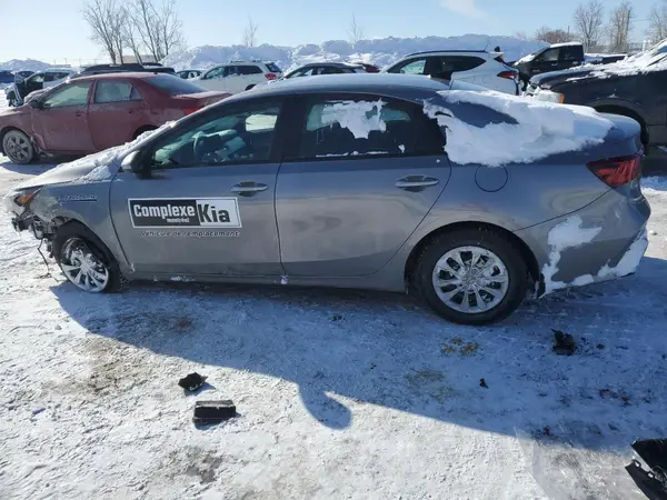 3KPF24AD3RE829341 2024 KIA FORTE - Image 2