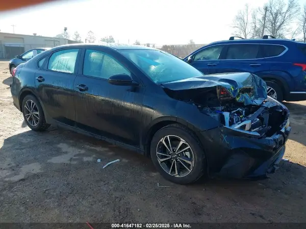 3KPF24AD3RE835706 2024 KIA FORTE - Image 1
