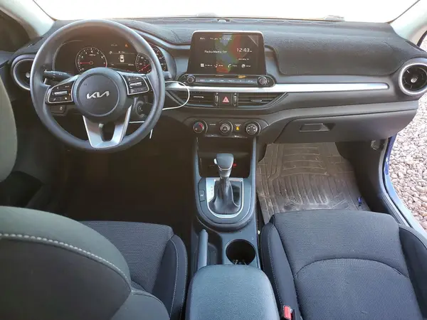 3KPF24AD3RE837021 2024 KIA FORTE - Image 8