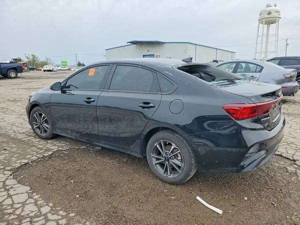 3KPF24AD3RE837147 2024 KIA FORTE - Image 2