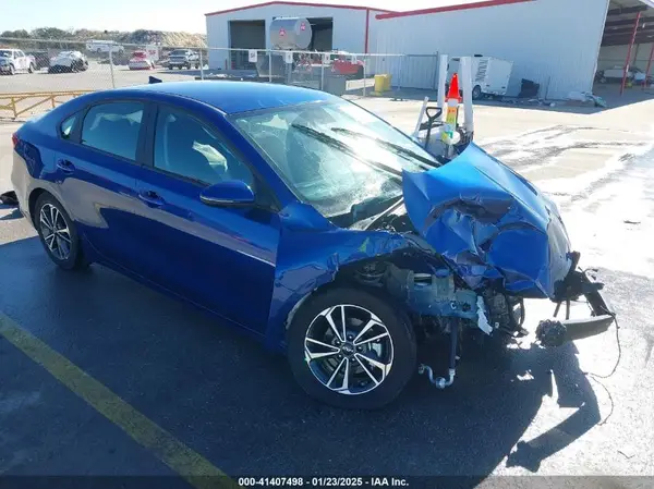 3KPF24AD3RE837939 2024 KIA FORTE - Image 1