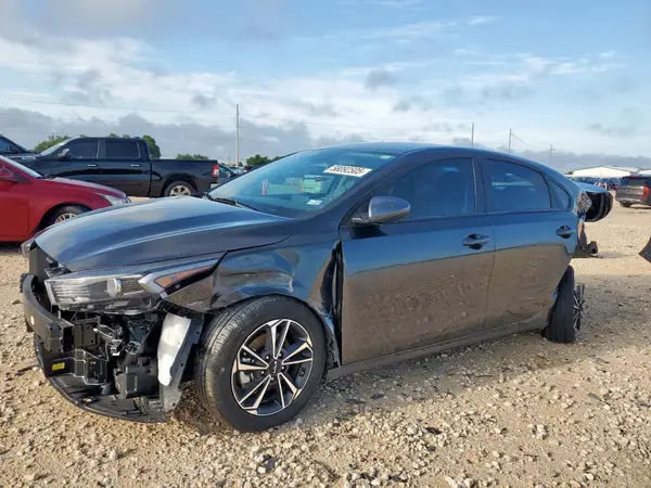 3KPF24AD3RE841022 2024 KIA FORTE - Image 1