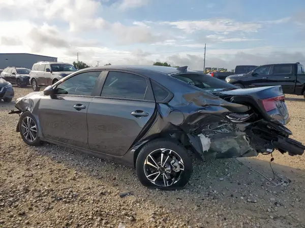 3KPF24AD3RE841022 2024 KIA FORTE - Image 2