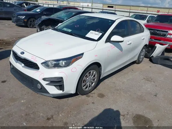 3KPF24AD4KE012546 2019 KIA FORTE - Image 2