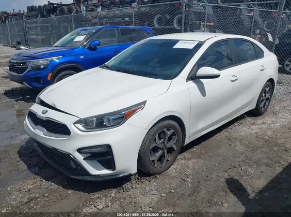 3KPF24AD4KE012904 2019 KIA FORTE - Image 2