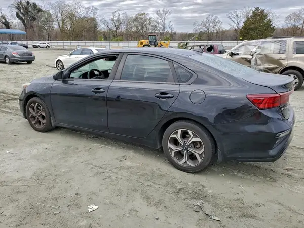 3KPF24AD4KE013485 2019 KIA FORTE - Image 2