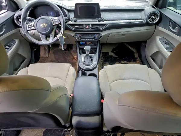 3KPF24AD4KE013485 2019 KIA FORTE - Image 8