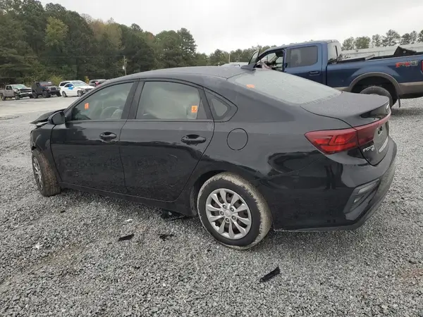 3KPF24AD4KE013972 2019 KIA FORTE - Image 2