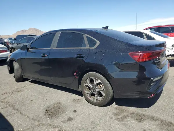 3KPF24AD4KE014152 2019 KIA FORTE - Image 2