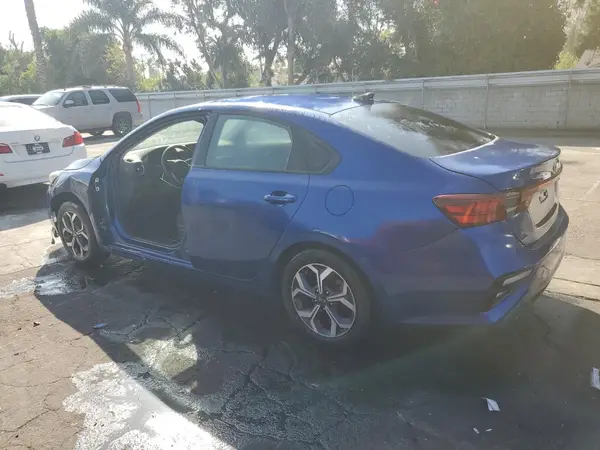 3KPF24AD4KE016175 2019 KIA FORTE - Image 2