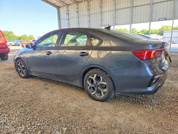 3KPF24AD4KE018623 2019 KIA FORTE - Image 2