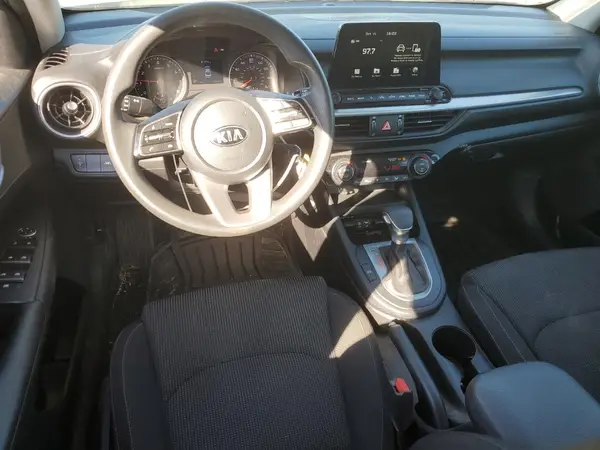 3KPF24AD4KE020713 2019 KIA FORTE - Image 8
