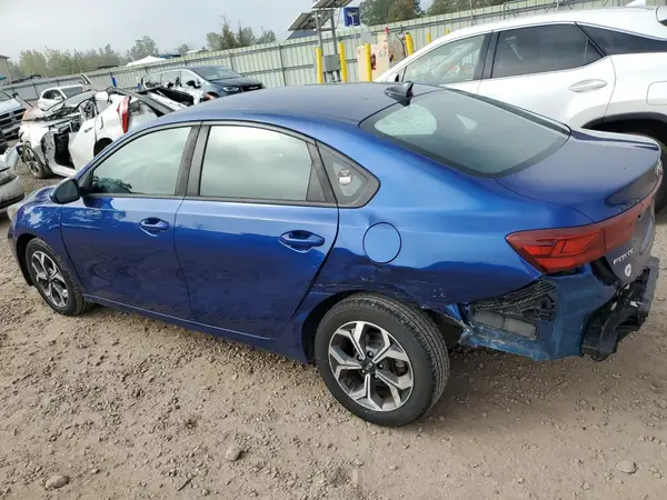 3KPF24AD4KE021411 2019 KIA FORTE - Image 2