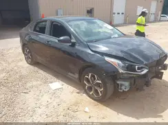 3KPF24AD4KE024034 2019 KIA FORTE