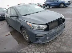 3KPF24AD4KE027516 2019 KIA FORTE