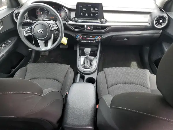 3KPF24AD4KE031775 2019 KIA FORTE - Image 8