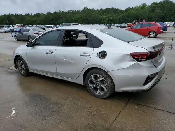 3KPF24AD4KE031968 2019 KIA FORTE - Image 2