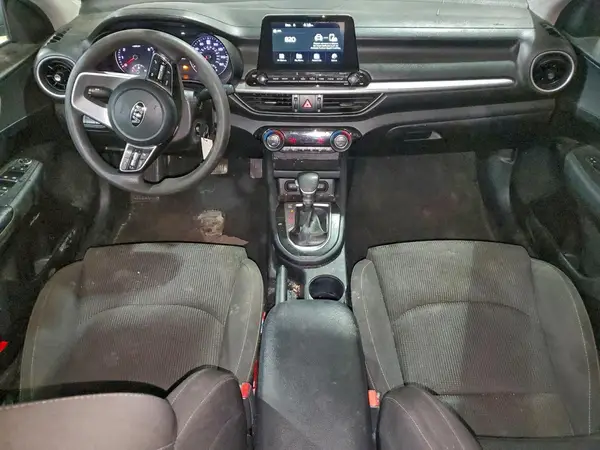 3KPF24AD4KE033204 2019 KIA FORTE - Image 8