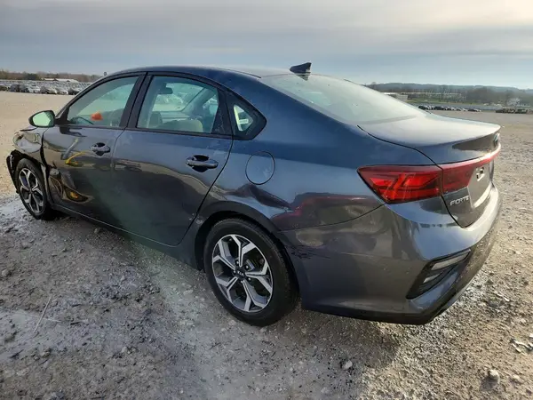 3KPF24AD4KE034160 2019 KIA FORTE - Image 2