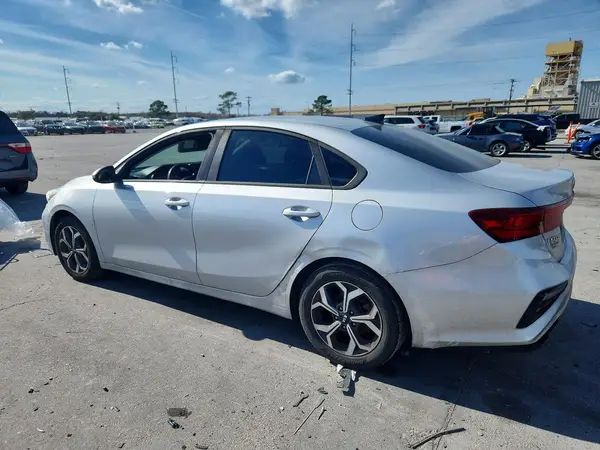 3KPF24AD4KE034224 2019 KIA FORTE - Image 2