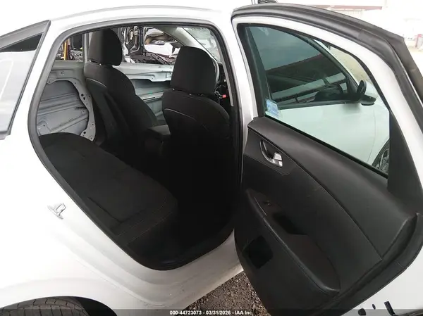 3KPF24AD4KE043036 2019 KIA FORTE - Image 8