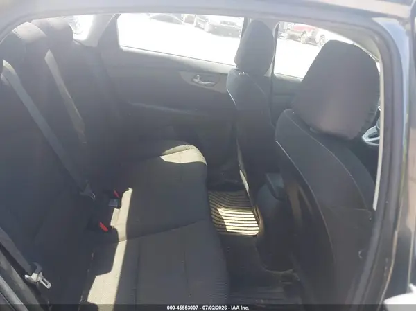 3KPF24AD4KE046213 2019 KIA FORTE - Image 8