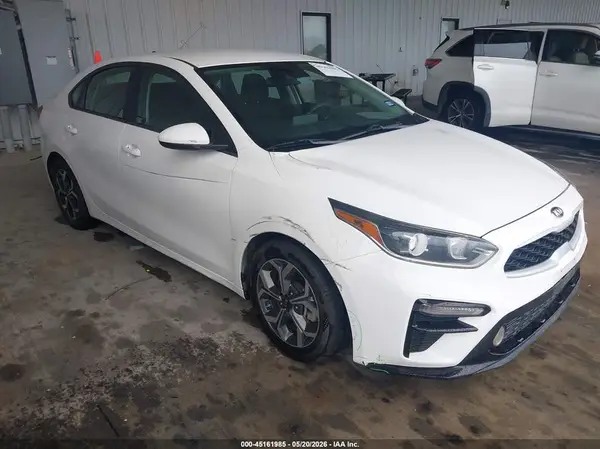 3KPF24AD4KE046597 2019 KIA FORTE - Image 1
