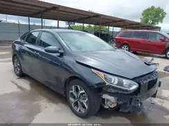 3KPF24AD4KE052030 2019 KIA FORTE