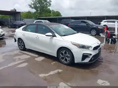3KPF24AD4KE055817 2019 KIA FORTE