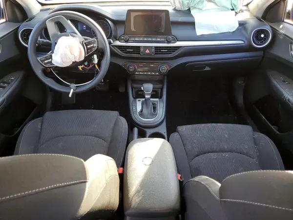 3KPF24AD4KE057650 2019 KIA FORTE - Image 8