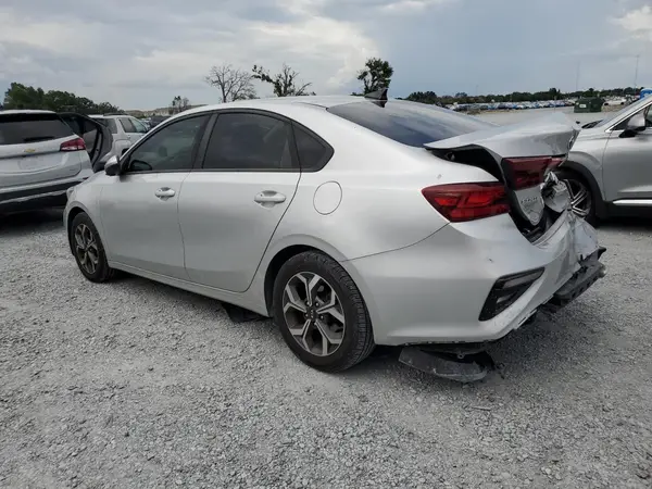 3KPF24AD4KE058071 2019 KIA FORTE - Image 2