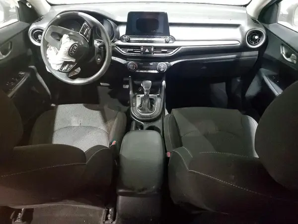 3KPF24AD4KE059141 2019 KIA FORTE - Image 8