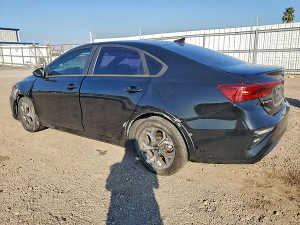 3KPF24AD4KE060029 2019 KIA FORTE - Image 2
