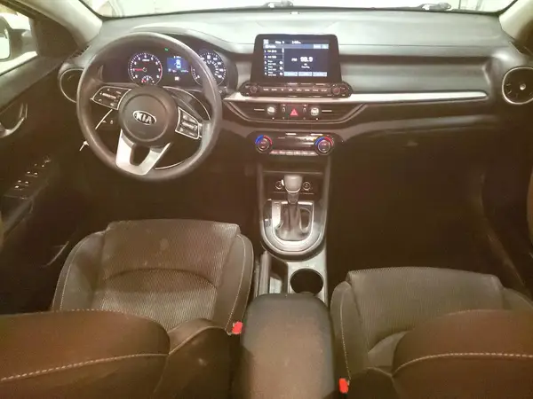 3KPF24AD4KE062122 2019 KIA FORTE - Image 8