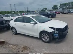 3KPF24AD4KE062668 2019 KIA FORTE