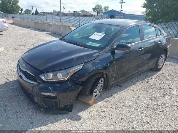 3KPF24AD4KE064291 2019 KIA FORTE - Image 2