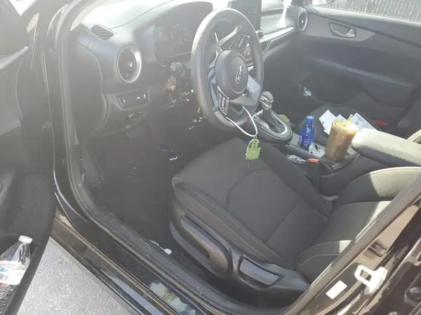 3KPF24AD4KE064940 2019 KIA FORTE - Image 8