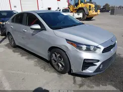 3KPF24AD4KE065800 2019 KIA FORTE