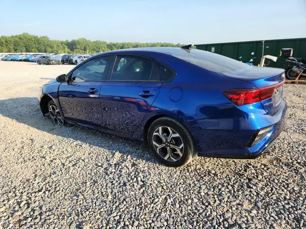 3KPF24AD4KE066266 2019 KIA FORTE - Image 2