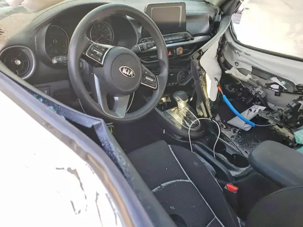 3KPF24AD4KE071497 2019 KIA FORTE - Image 8