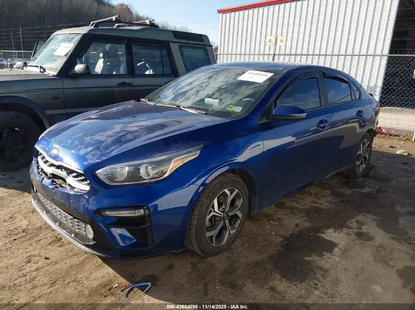 3KPF24AD4KE071712 2019 KIA FORTE - Image 2