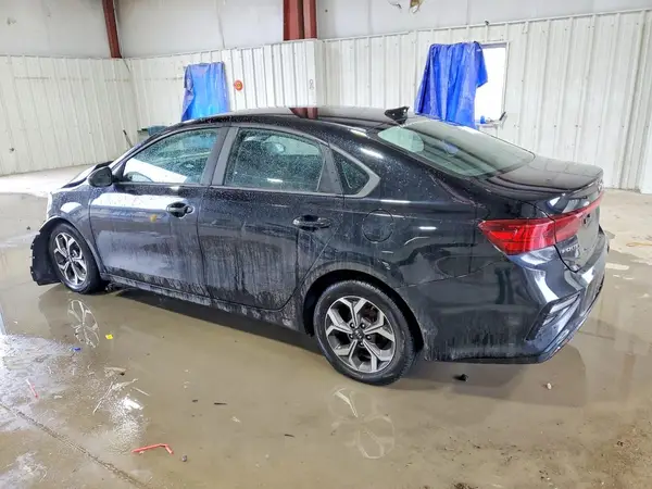 3KPF24AD4KE071788 2019 KIA FORTE - Image 2