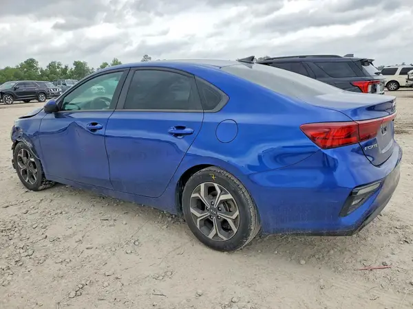 3KPF24AD4KE071841 2019 KIA FORTE - Image 2