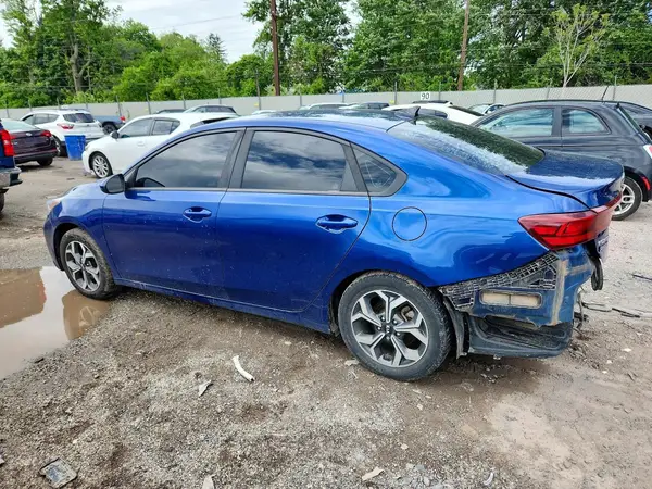3KPF24AD4KE072262 2019 KIA FORTE - Image 2