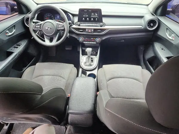3KPF24AD4KE072262 2019 KIA FORTE - Image 8